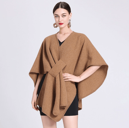 Poncho Cocooning ~ Douceur et élégance au quotidien